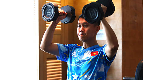  AFC kiểm tra tỉ mỉ từng chi tiết trên trang phục của ĐT futsal Việt Nam